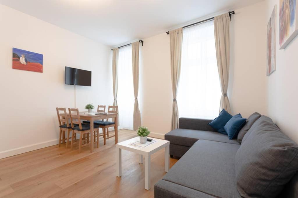 14 C&J'S Apartment Vienna Exterior photo